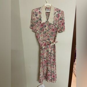 VTG Karin Steven’s Floral Pink Dress with Cream Collar size 4